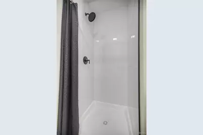 12128 Fleetwood Place, Maryland Heights, MO 63043 - Photo 11