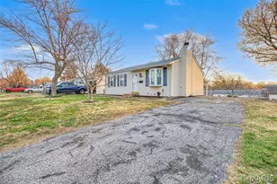 12128 Fleetwood Pl, Maryland Heights, MO 63043 - Photo 31