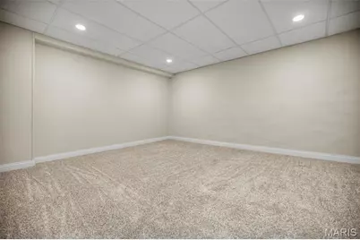 12128 Fleetwood Place, Maryland Heights, MO 63043 - Photo 21