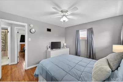 9831 Lindhall Lane, Unincorporated, MO 63123 - Photo 11