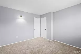 2400 Bluegrass Ln, Florissant, MO 63033 - Photo 19