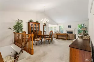 15412 Braefield Dr, Chesterfield, MO 63017 - Photo 5