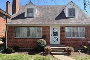 8372 Big Bend Blvd, Webster Groves, MO 63119 - Photo 5