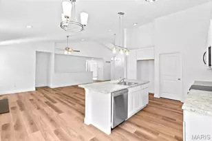 1757 12 Oaks Pl, Pevely, MO 63070 - Photo 9