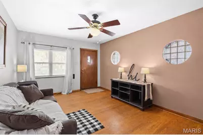 5521 Murdoch Avenue, Saint Louis, MO 63109 - Photo 5