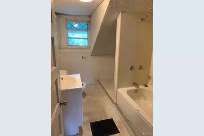 4429 Pennsylvania Avenue, Saint Louis, MO 63111 - Photo 7