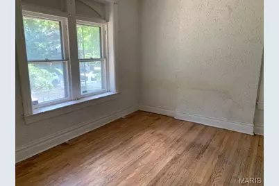 4429 Pennsylvania Avenue, Saint Louis, MO 63111 - Photo 3