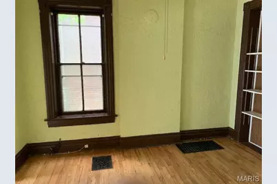 4429 Pennsylvania Avenue, Saint Louis, MO 63111 - Photo 5