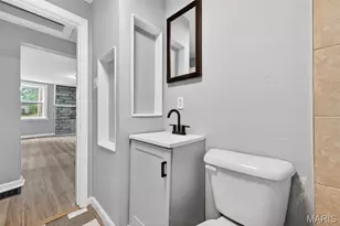 9386 Golden Gate Rd, Saint Louis, MO 63144 - Photo 17