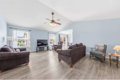 408 Wynchat Drive, O'Fallon, MO 63366 - Photo 17