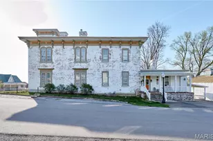 320 N Main St, Louisiana, MO 63353 - Photo 5