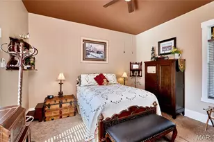 320 N Main St, Louisiana, MO 63353 - Photo 47