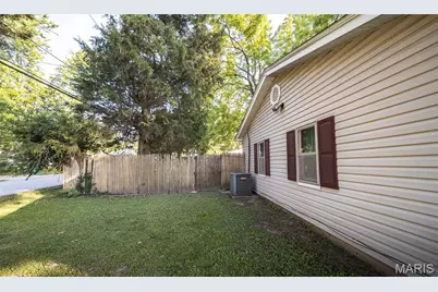 304 Monroe Street, Cuba, MO 65453 - Photo 21