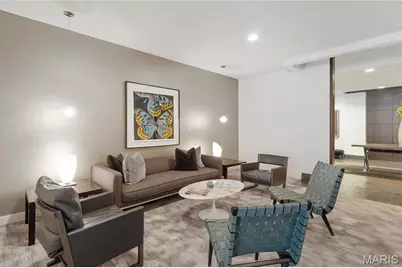 4545 Lindell Boulevard #3, Saint Louis, MO 63108 - Photo 7