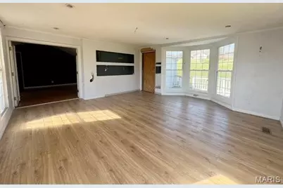 6434 Christopher Drive, Saint Louis, MO 63129 - Photo 3