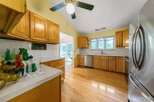 21 Savoy Dr, Lake Saint Louis, MO 63367 - Photo 9