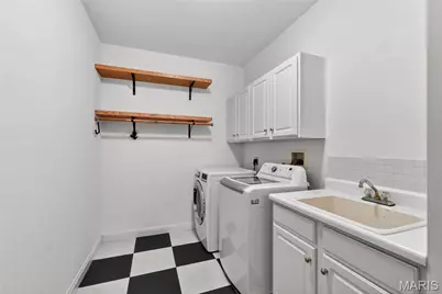 811 N Harrison Avenue, Kirkwood, MO 63122 - Photo 31