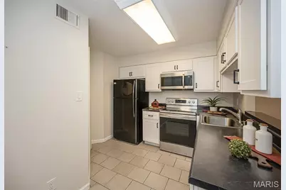 12917 Portulaca Drive #129, Unincorporated, MO 63146 - Photo 7