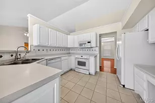 16734 Heather Moor Dr, Florissant, MO 63034 - Photo 13