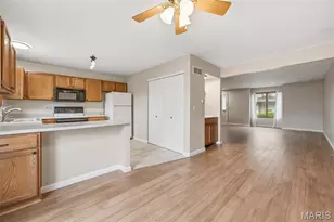 3405 Sherman Park Dr, Saint Charles, MO 63303 - Photo 9