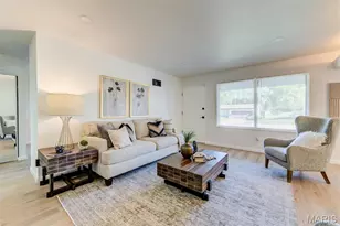 2284 Luxmore Dr, Saint Louis, MO 63136 - Photo 5