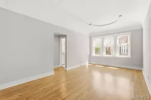 7747 Kingsbury Blvd, Saint Louis, MO 63105 - Photo 9