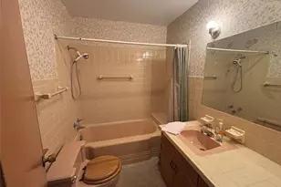 614 N Oak St, Vandalia, MO 63382 - Photo 9