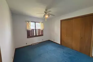 614 N Oak St, Vandalia, MO 63382 - Photo 11