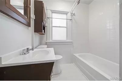 4609 Milentz Avenue, Saint Louis, MO 63116 - Photo 9