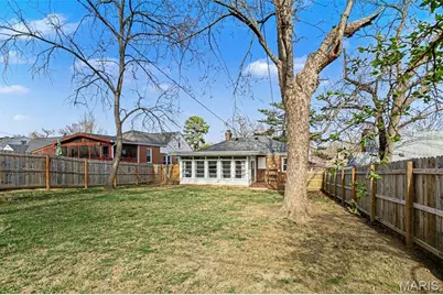 819 Blossom Lane, Rock Hill, MO 63119 - Photo 25