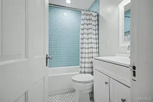 819 Blossom Ln, Rock Hill, MO 63119 - Photo 19