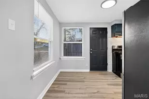 19 Marquette Dr, Florissant, MO 63031 - Photo 9