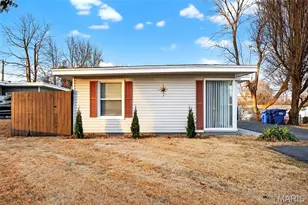 19 Marquette Dr, Florissant, MO 63031 - Photo 3