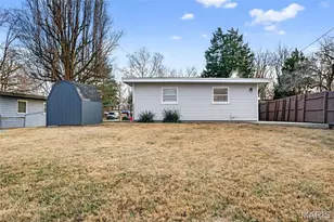 19 Marquette Dr, Florissant, MO 63031 - Photo 25