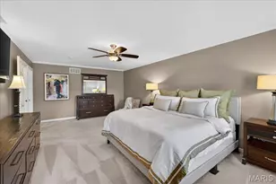 16025 Hunters Way Dr, Chesterfield, MO 63017 - Photo 29