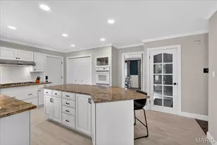 16025 Hunters Way Dr, Chesterfield, MO 63017 - Photo 23