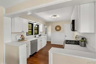 1370 Mobile Ct, Saint Louis, MO 63139 - Photo 11