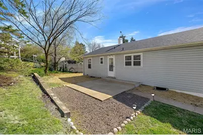 1370 Mobile Court, Saint Louis, MO 63139 - Photo 27