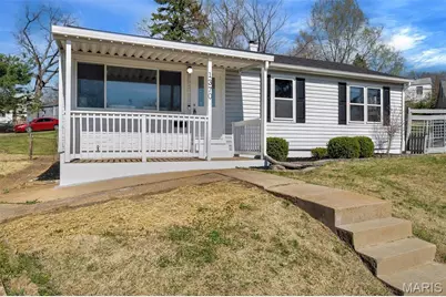 1370 Mobile Court, Saint Louis, MO 63139 - Photo 3