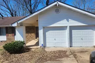 12807 Sunrise E Ct, Florissant, MO 63033 - Photo 1