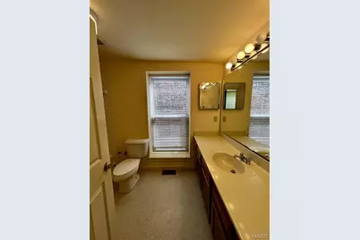 912 Russell Boulevard, Saint Louis, MO 63104 - Photo 13