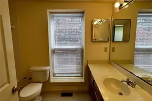 912 Russell Blvd, Saint Louis, MO 63104 - Photo 13