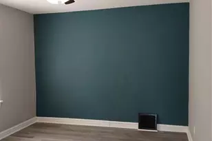 8554 Drury Ln, Saint Louis, MO 63147 - Photo 9