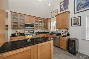 1034 E Linden Ave, Richmond Heights, MO 63117 - Photo 13