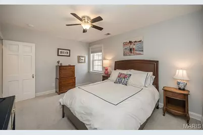 1034 E Linden Avenue, Richmond Heights, MO 63117 - Photo 17