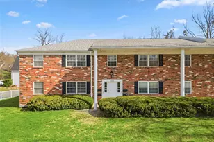 3104 Denmark Dr, Bridgeton, MO 63044 - Photo 1