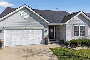 207 Bluestem Ln, O'Fallon, MO 63366 - Photo 5