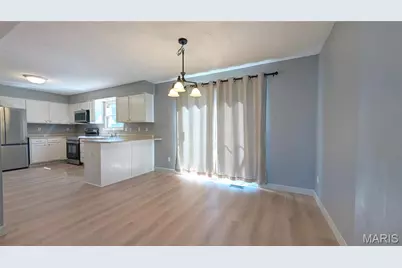 247 New Richmond Drive, Wentzville, MO 63385 - Photo 7