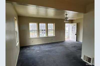 10262 Breckenridge Road, Saint Ann, MO 63074 - Photo 7