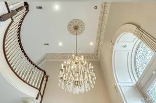 1103 Highland Pointe Dr, Town and Country, MO 63131 - Photo 9